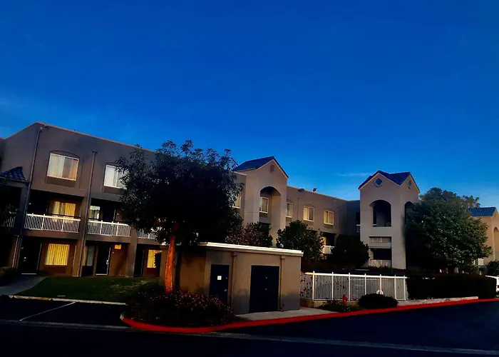 Surestay By Best Western Ontario AirportAirport Hotel